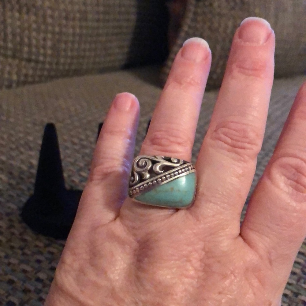 Ring - Picture 4 of 4